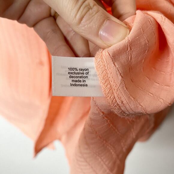 Lane Bryant Women's Blouse 14 Coral Pink Crochet Long Sleeve Crew Neck Button Up - Picture 6 of 8